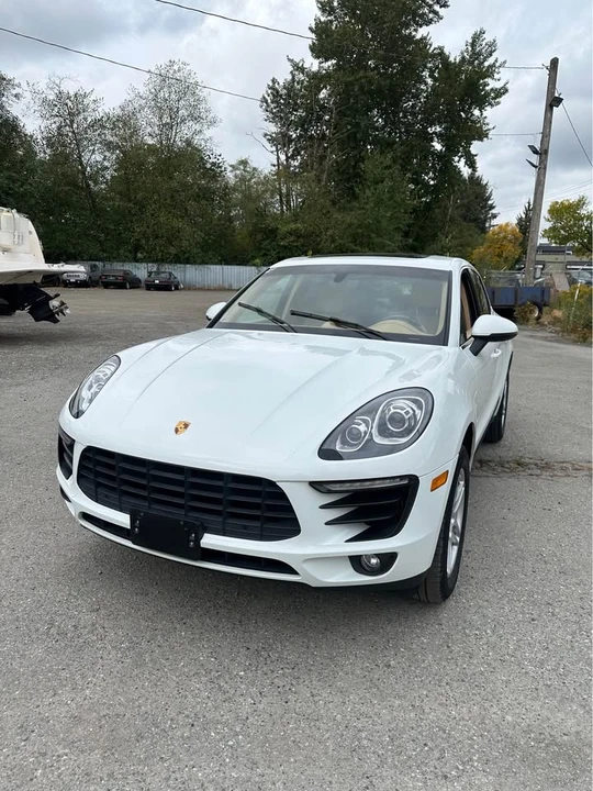 2015 Porsche Macan - Image 2 of 12