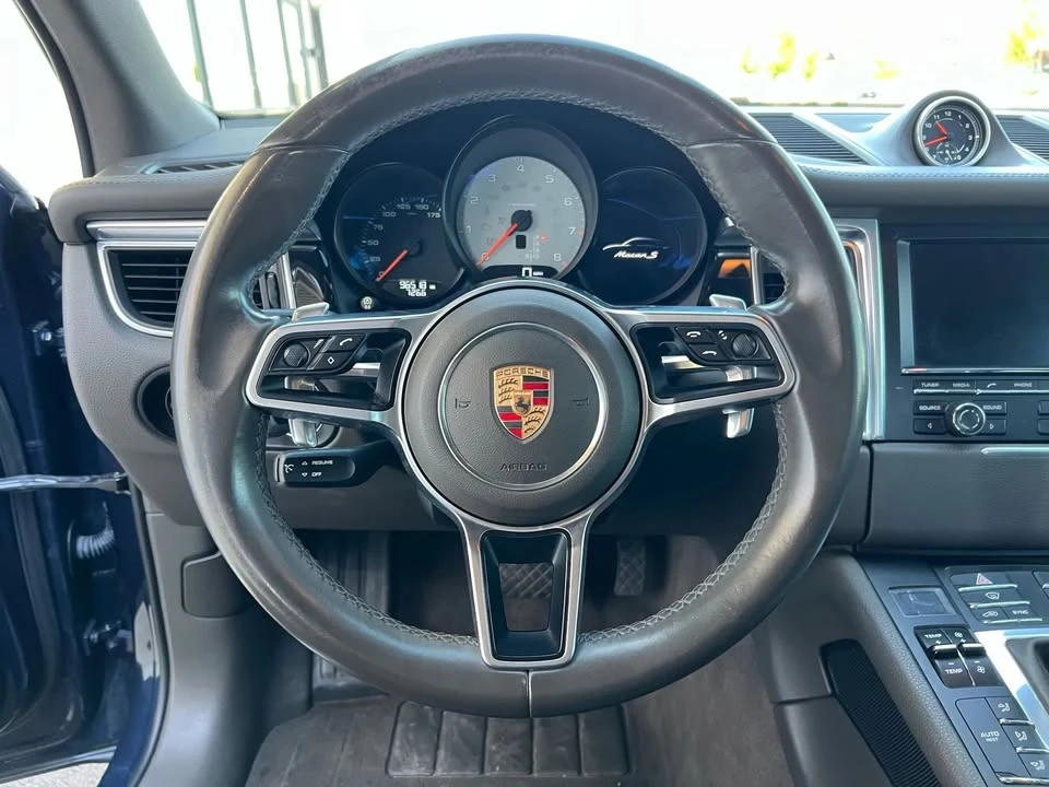 2015 Porsche Macan - Image 19 of 20