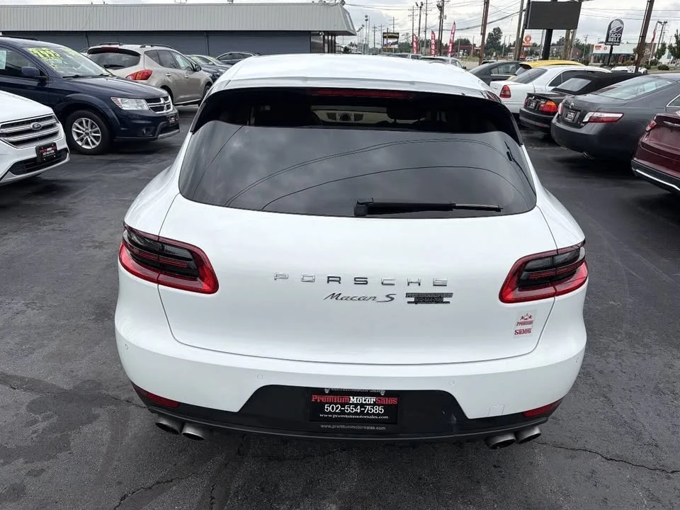2015 Porsche Macan - Image 11 of 20
