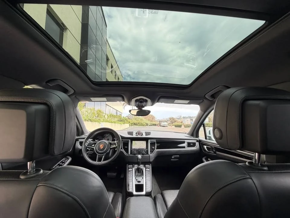2015 Porsche Macan S - Image 13 of 20