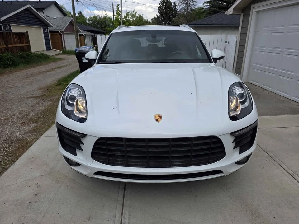 2015 Porsche Macan - Image 2 of 12
