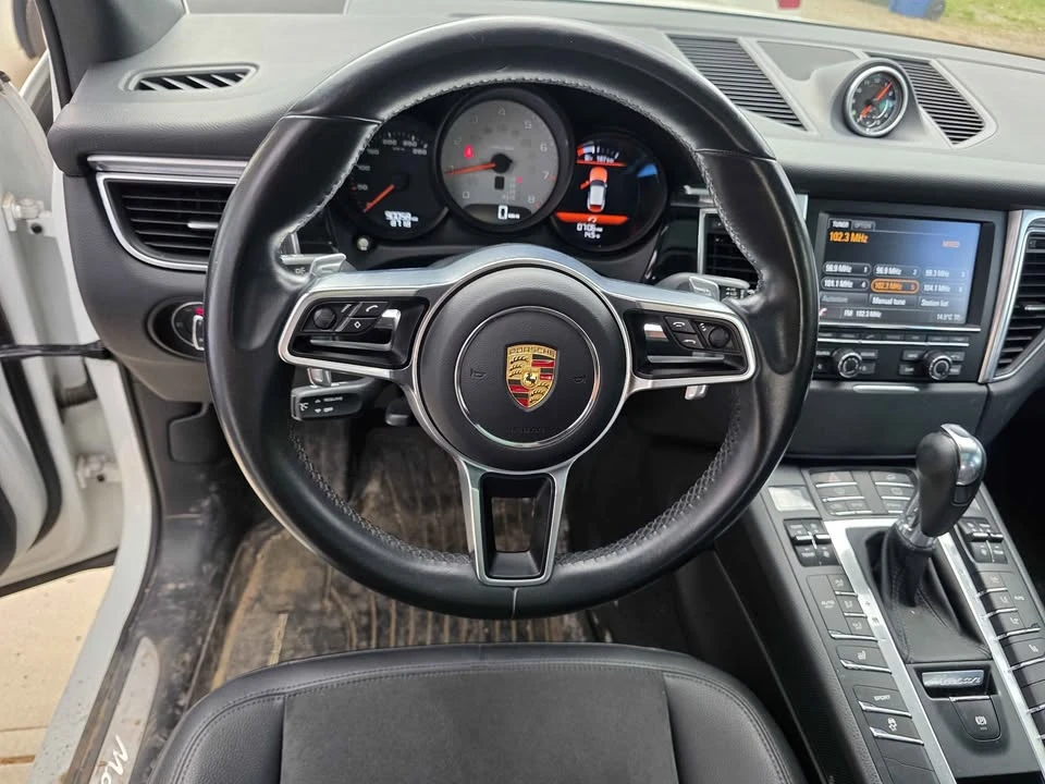 2015 Porsche Macan - Image 7 of 12