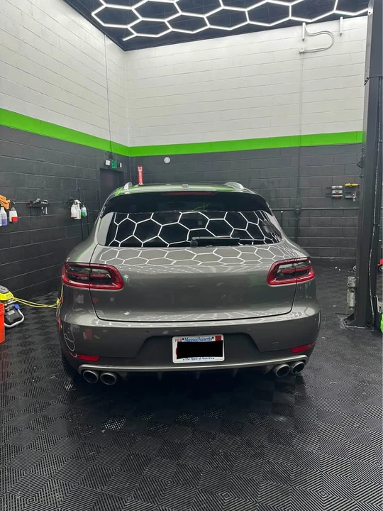 2015 Porsche Macan S - Image 15 of 20