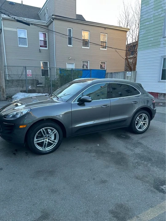 2015 Porsche Macan S - Image 18 of 20
