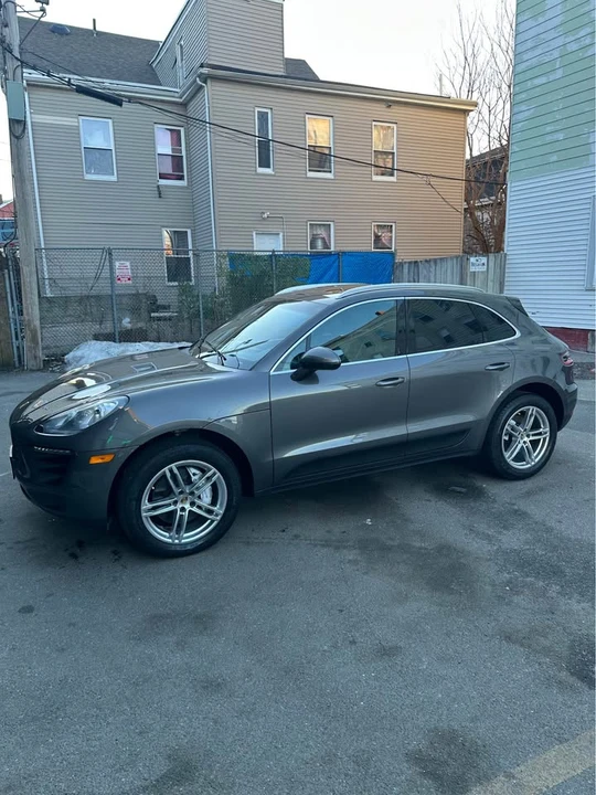 2015 Porsche Macan S - Image 19 of 20