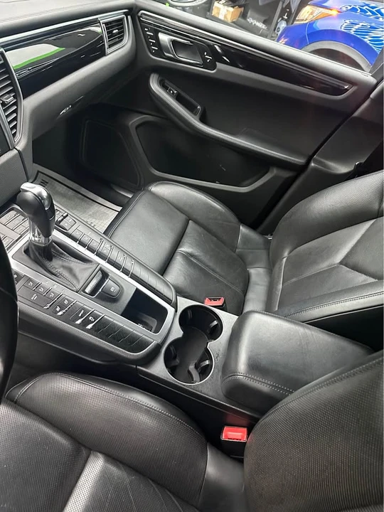 2015 Porsche Macan S - Image 8 of 20