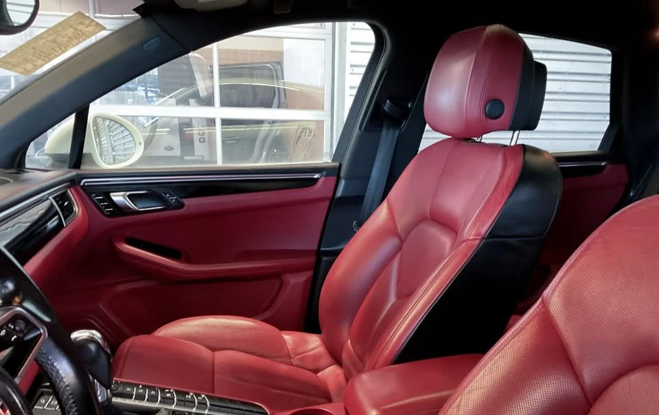 2015 Porsche Macan S - Image 15 of 20