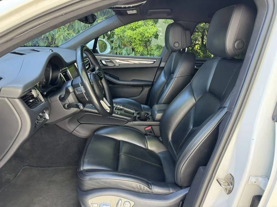 2015 Porsche Macan S - Image 7 of 11