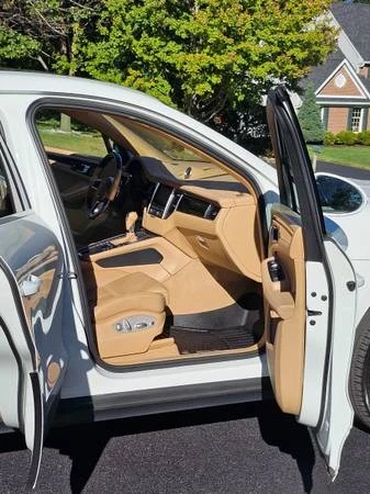 2015 Porsche Macan S - Image 12 of 19
