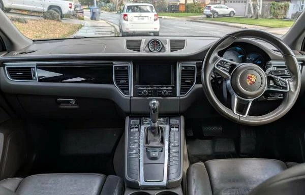 2015 Porsche Macan S - Image 4 of 4