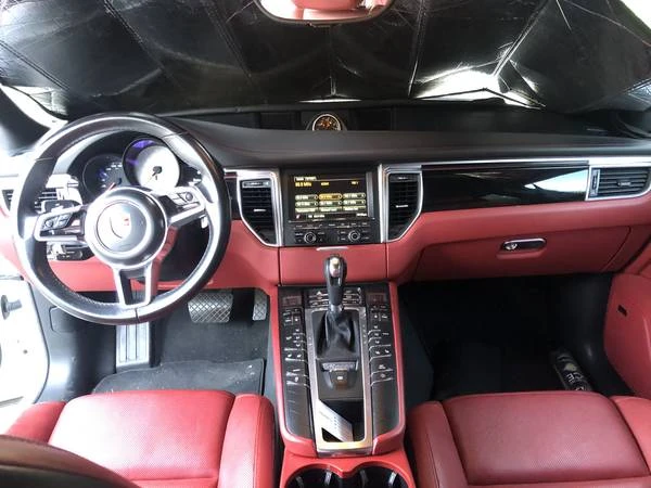 2015 Porsche Macan S - Image 9 of 14