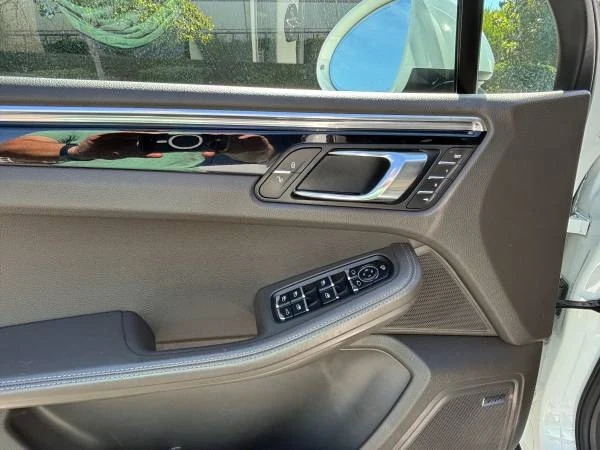 2015 Porsche Macan S - Image 7 of 21