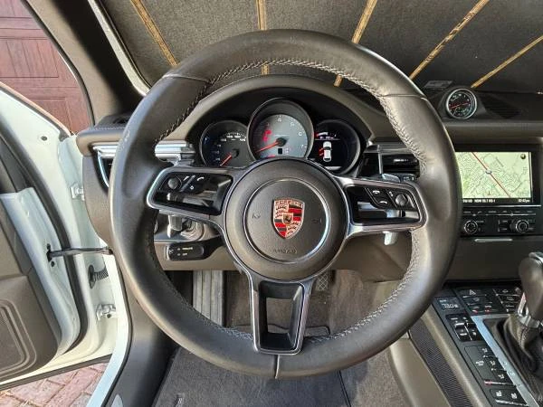 2015 Porsche Macan S - Image 14 of 21