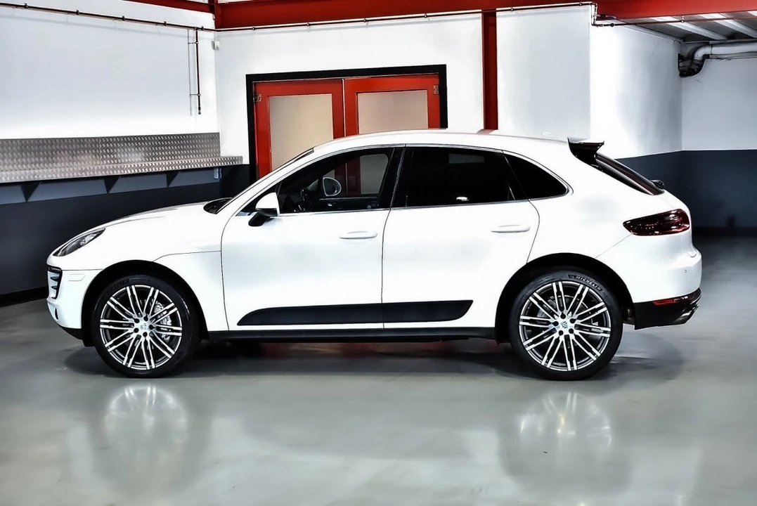2015 Porsche Macan S - Image 26 of 30