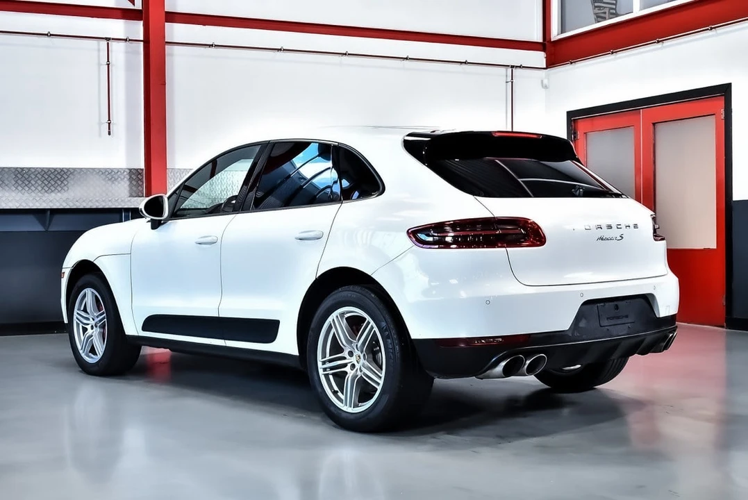 2015 Porsche Macan S - Image 22 of 30