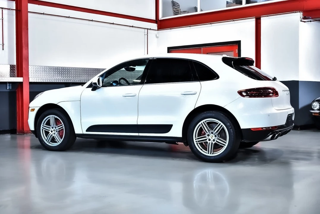2015 Porsche Macan S - Image 23 of 30