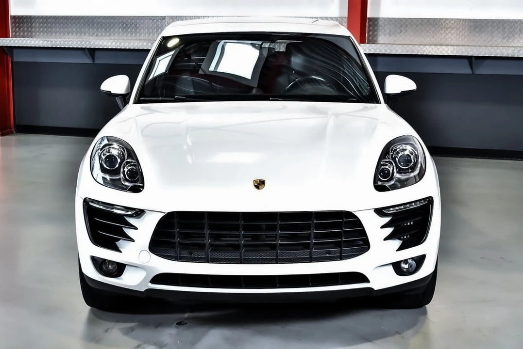 2015 Porsche Macan S - Image 2 of 30
