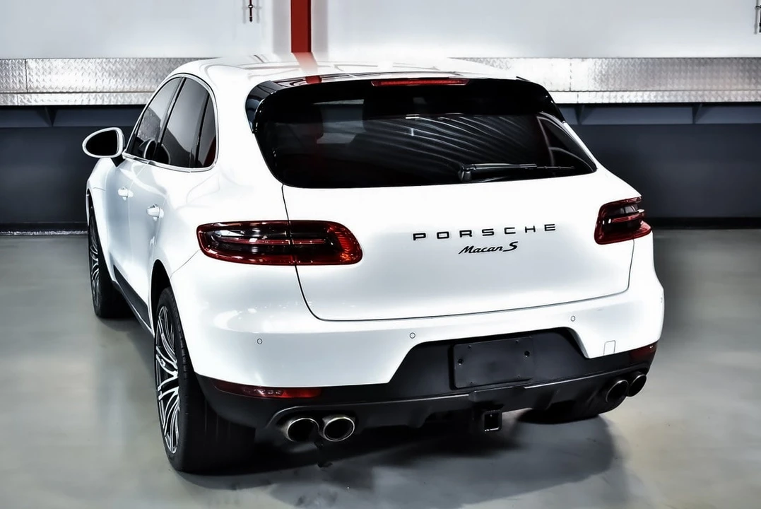 2015 Porsche Macan S - Image 20 of 30
