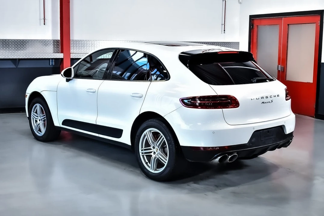 2015 Porsche Macan S - Image 21 of 31