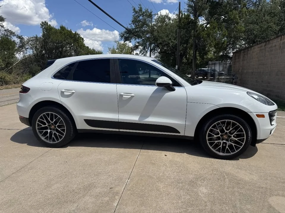 2015 Porsche Macan S - Image 18 of 20