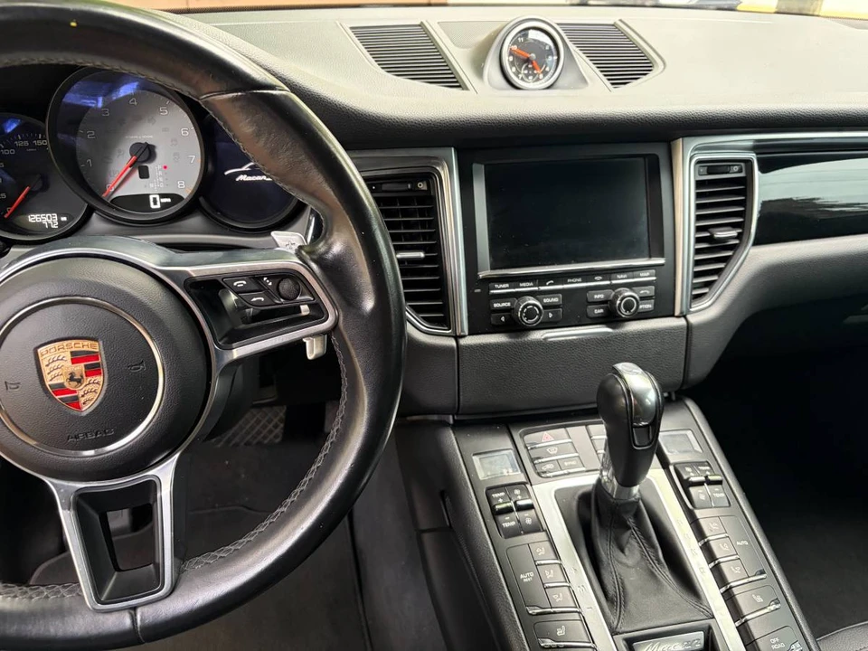 2015 Porsche Macan S - Image 15 of 19
