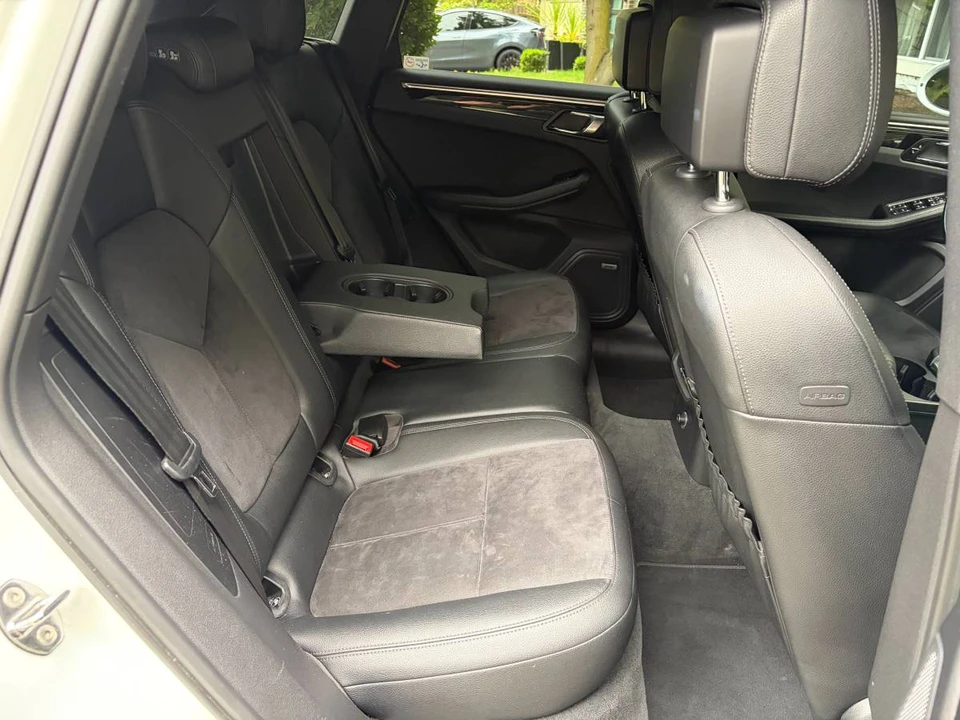 2015 Porsche Macan S - Image 12 of 19