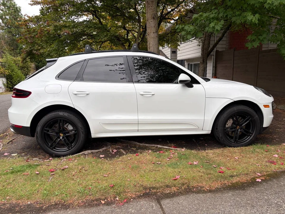 2015 Porsche Macan S - Image 8 of 19