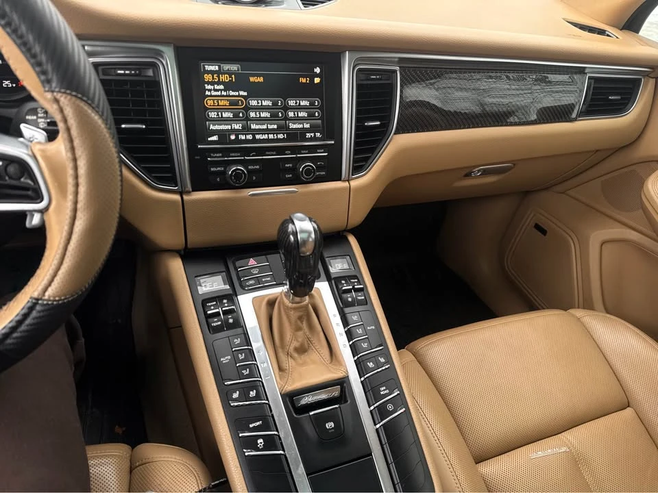 2015 Porsche Macan S - Image 17 of 20