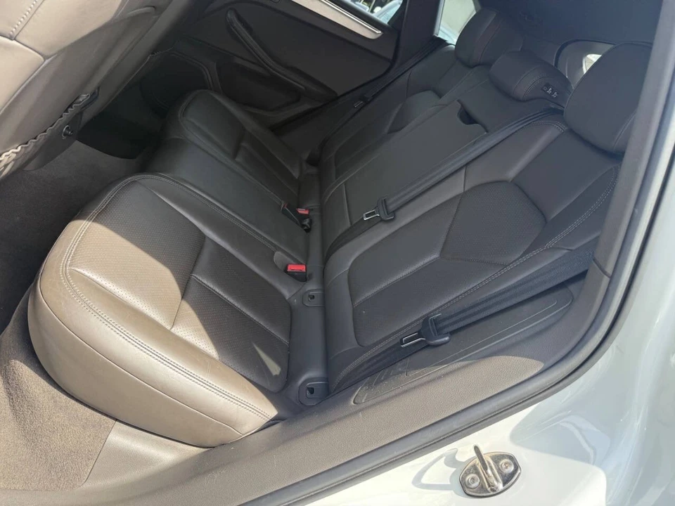 2015 Porsche Macan S - Image 19 of 27