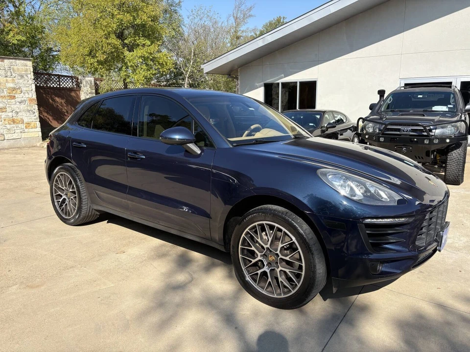 2015 Porsche Macan S - Image 2 of 18