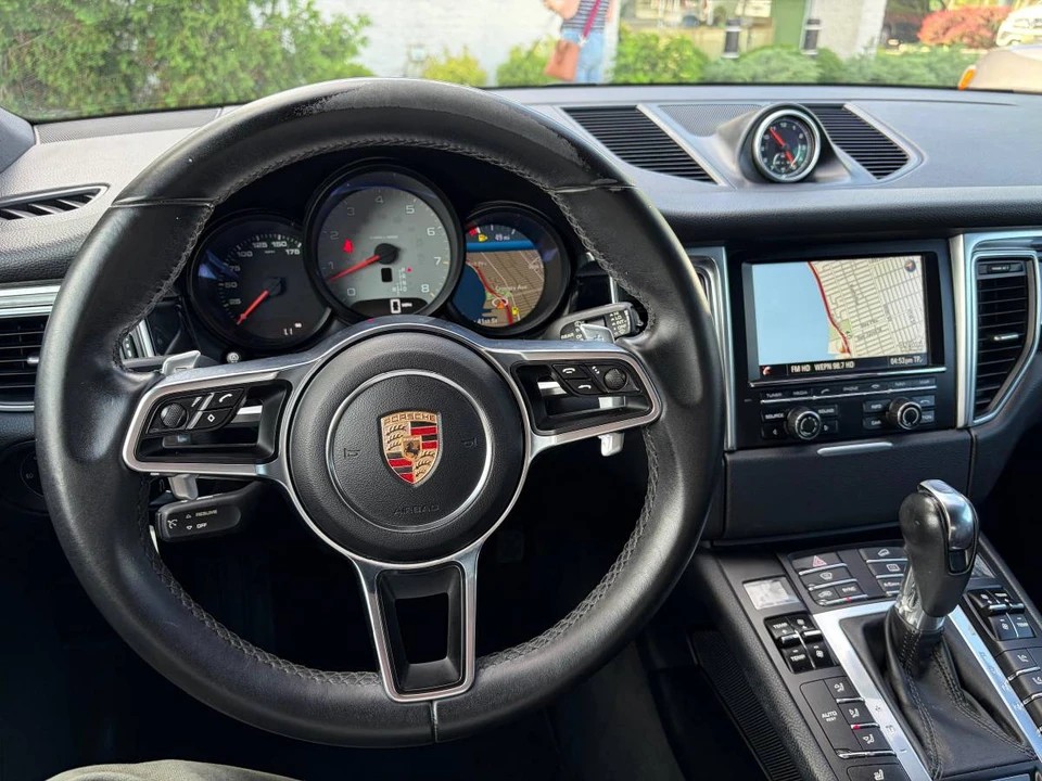 2015 Porsche Macan S - Image 14 of 21