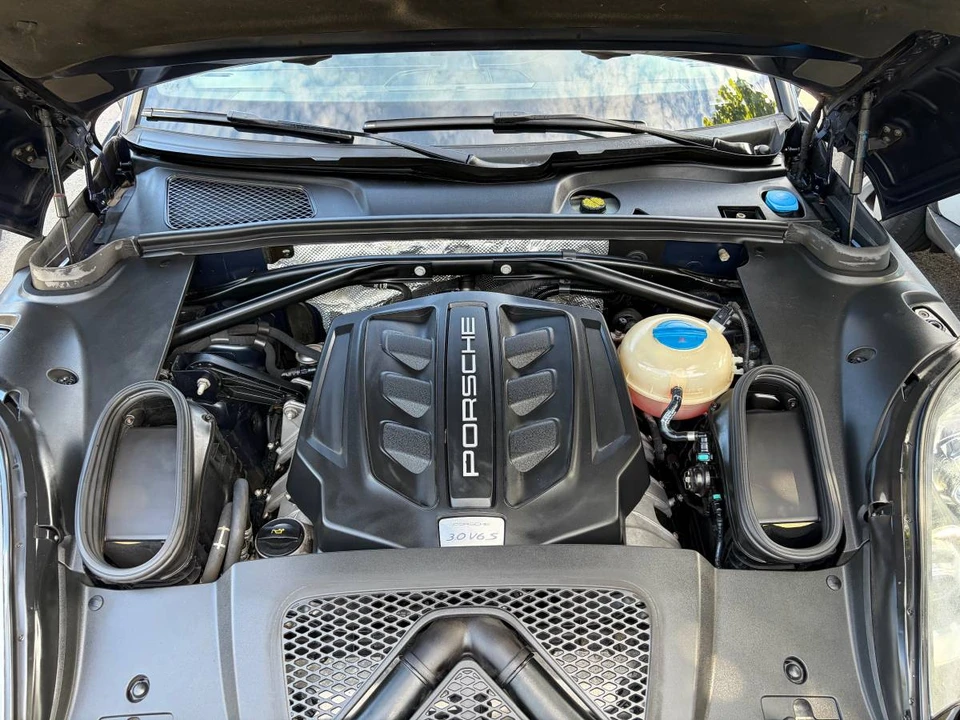 2015 Porsche Macan S - Image 5 of 21