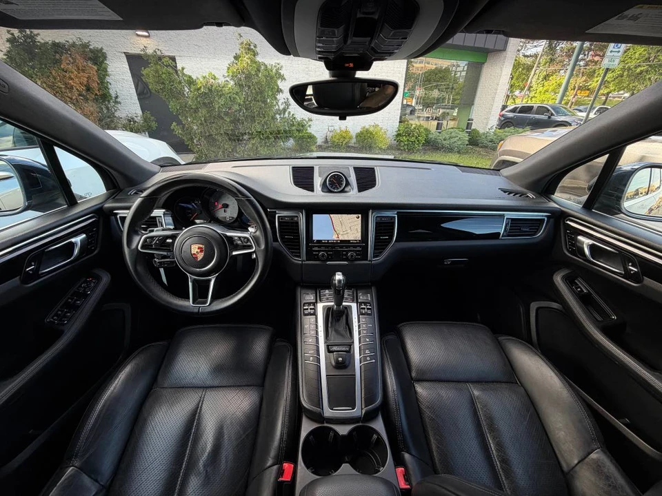 2015 Porsche Macan S - Image 13 of 21