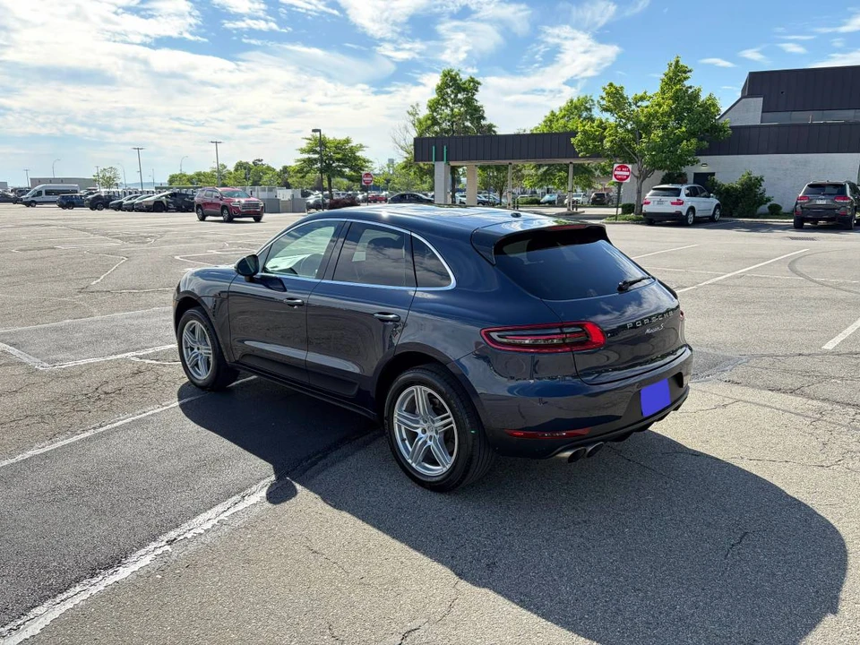 2015 Porsche Macan S - Image 10 of 21