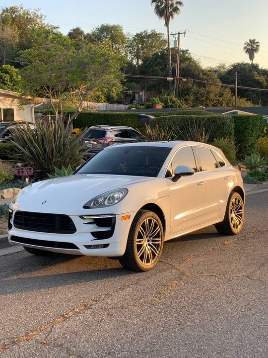 2015 Porsche Macan S - Image 2 of 17