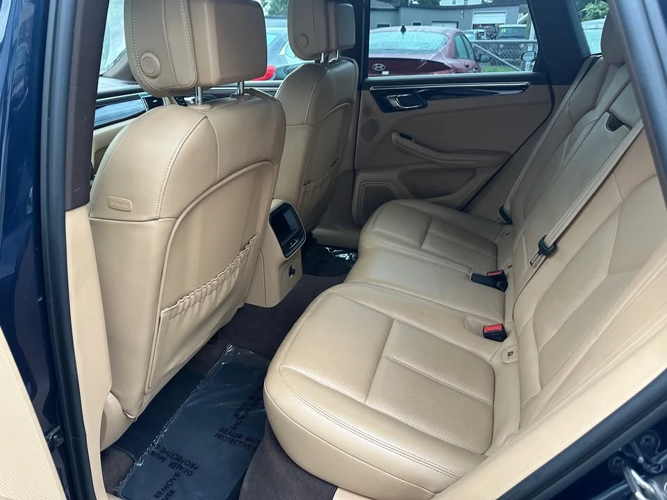 2015 Porsche Macan S - Image 12 of 20