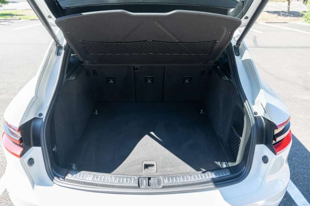 2015 Porsche Macan S - Image 9 of 24