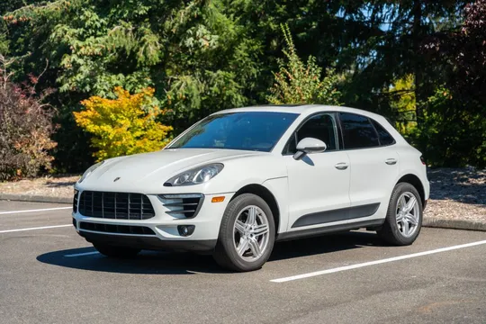 2015 Porsche Macan S