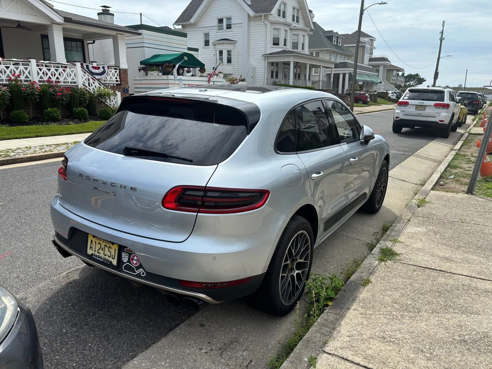2015 Porsche Macan S - Image 7 of 9