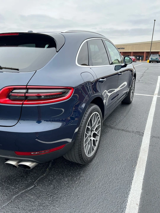 2015 Porsche Macan S - Image 24 of 31