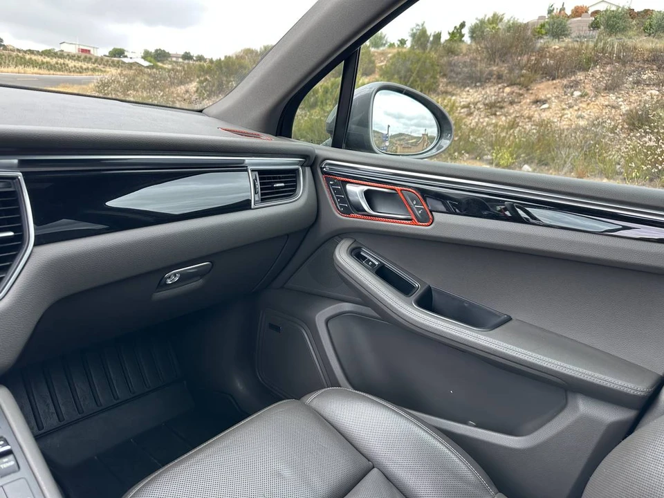 2015 Porsche Macan S - Image 15 of 22