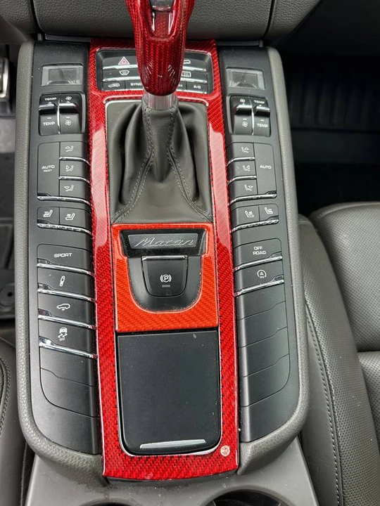 2015 Porsche Macan S - Image 13 of 22