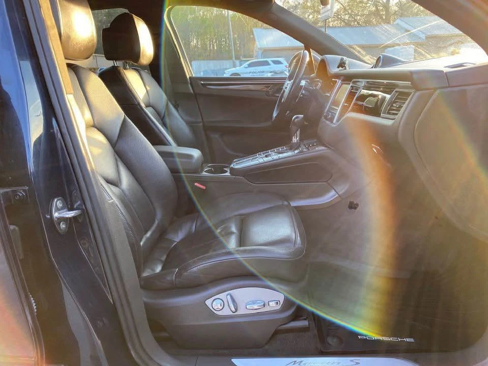 2015 Porsche Macan S - Image 9 of 12