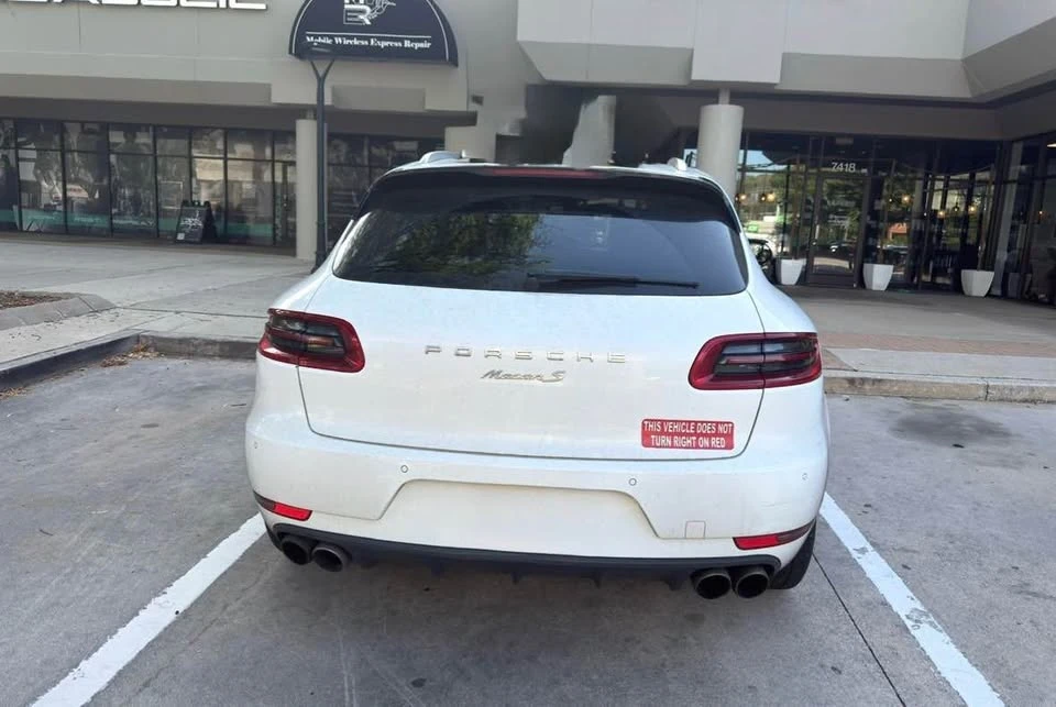2015 Porsche Macan S - Image 4 of 4
