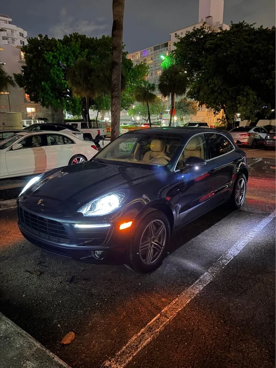 2015 Porsche Macan S - Image 10 of 11