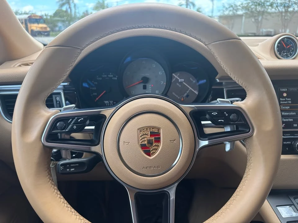 2015 Porsche Macan S - Image 17 of 20