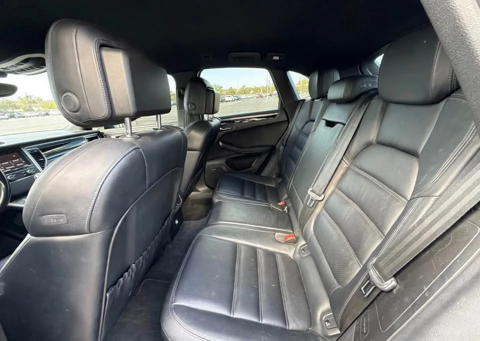 2015 Porsche Macan S - Image 10 of 11