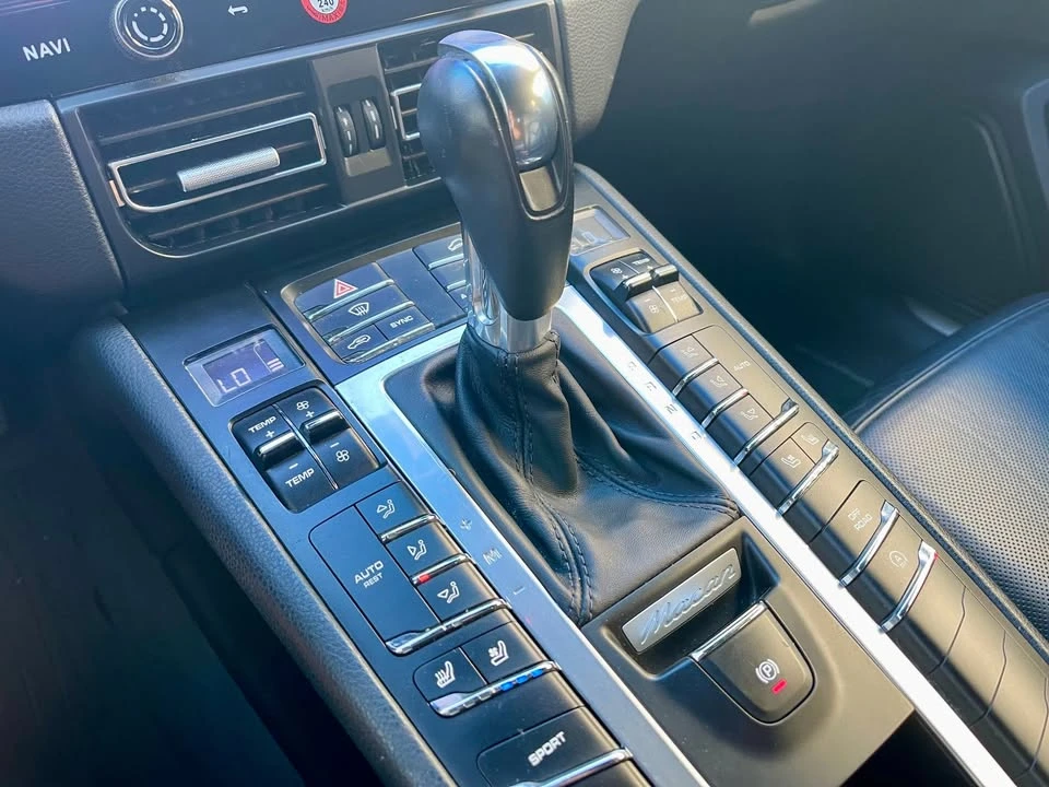 2015 Porsche Macan S - Image 10 of 10