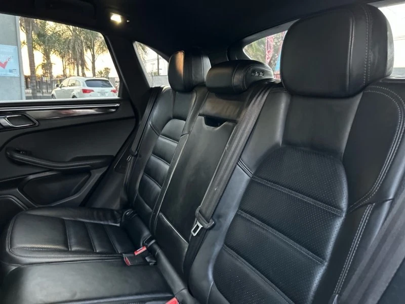 2015 Porsche Macan S - Image 7 of 11