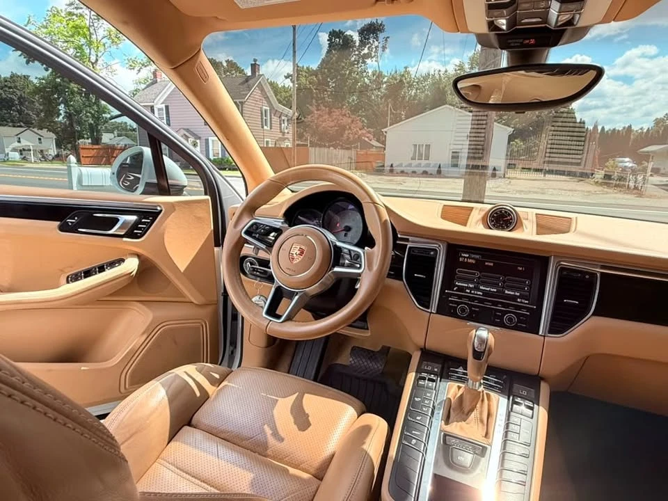 2015 Porsche Macan S - Image 14 of 17